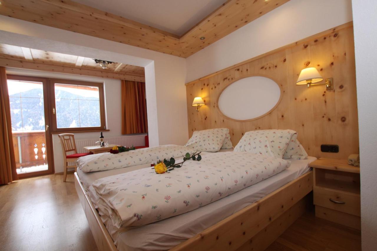 Hotel Humlerhof Gries am Brenner Exterior photo