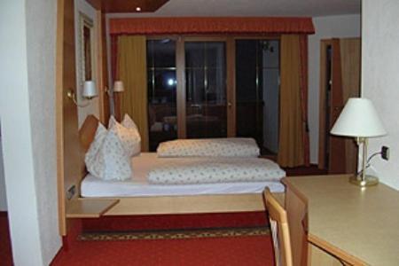 Hotel Humlerhof Gries am Brenner Exterior photo